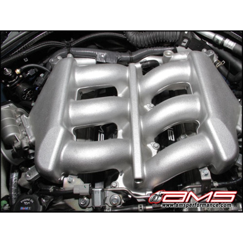 AMS Performance 2009+ Nissan GT-R R35 Alpha Fuel Rail Kit w/Regulator - Black
